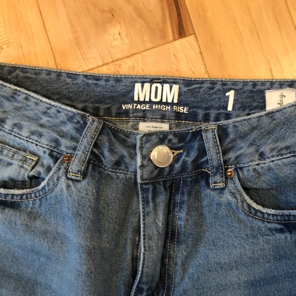 Mom jean - Picture 2 of 3